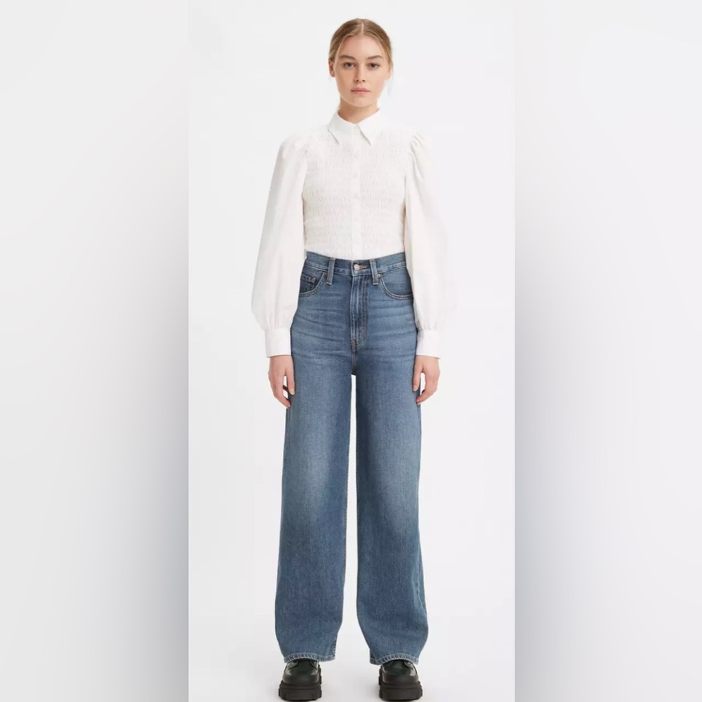 Levi's® Premium
HIGH LOOSE JEANS Sz 26W/31L